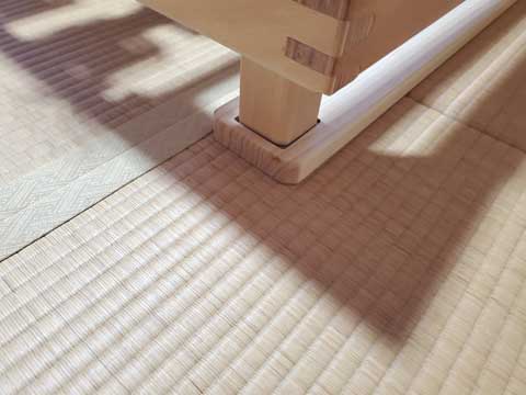 畳を傷めないベットフレーム 三重県熊野市向井ふとん店