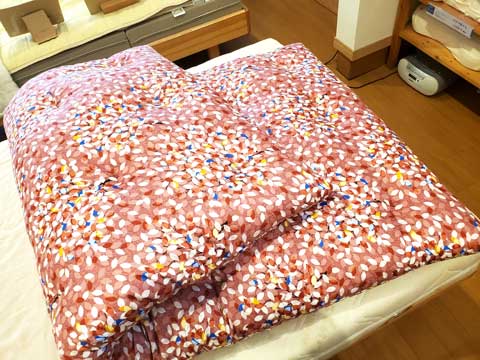 誕生日プレゼントに手作り布団　三重県熊野市向井ふとん店