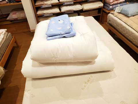 熊野市ふるさと納税返礼品、サイズオーダー手作りベビー布団 三重県熊野市向井ふとん店