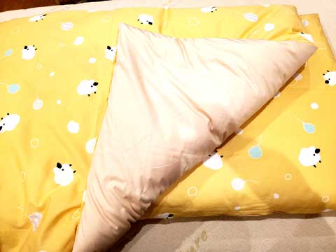 使わなくなった布団を打ち直して手作り保育所お昼寝布団　三重県熊野市向井ふとん店