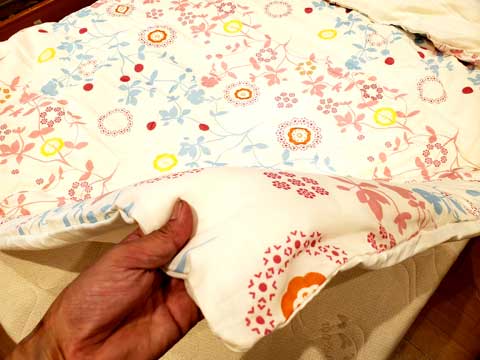クーラーの部屋にちょうどいい天然素材手作り肌布団 三重県熊野市向井ふとん店
