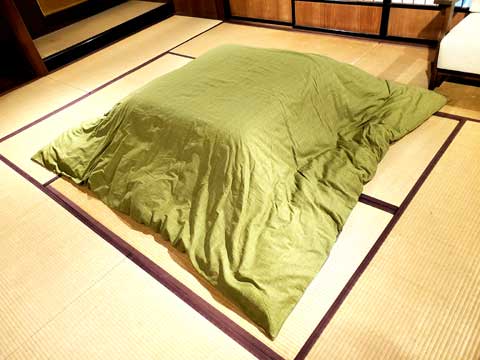 熊野市ふるさと納税返礼品でのご注文、サイズオーダー手作りこたつ布団　三重県熊野市向井ふとん店