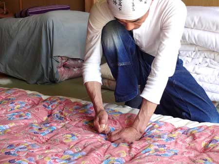 手作り布団、打ち直し、向井ふとん店、三重県、尾鷲、紀北町、紀宝町、南伊勢、御浜町、大紀町、志摩市、伊勢市、和歌山県の新宮市、那智勝浦町、田辺市、串本町、白浜町、古座川町、太地町、すさみ町,