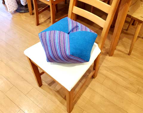 ご結婚祝いのプレゼントに市木木綿手作りおじゃみ座布団 向井ふとん店