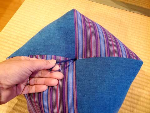 ご結婚祝いのプレゼントに三重県伝統工芸市木木綿手作り座布団 三重県熊野市向井ふとん店
