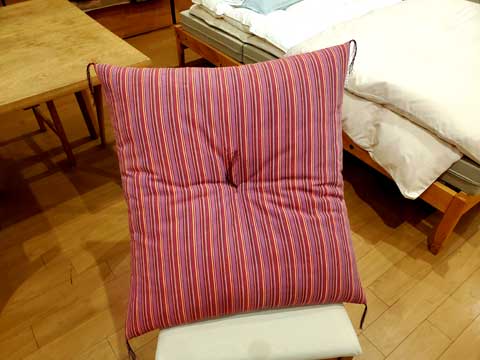 横浜市からご注文、プレゼント用市木木綿座布団 三重県熊野市向井ふとん店