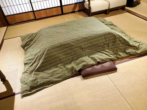 生地が織り上がるのを４か月お待ちいただいて作らせていただきました、市木木綿こたつ布団 三重県熊野市向井ふとん店