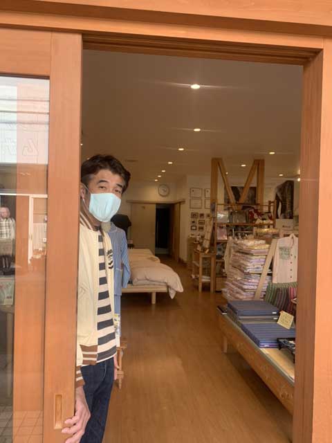 コロナ対策 向井ふとん店 オーダー枕の店 首肩腰が痛い方におすすめのマットレス、ベットの店