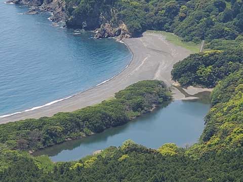 ３８会が行く　「へとへとですが、楽しかった姫越山から芦浜海岸」