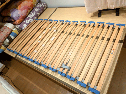 朝起きると首肩腰が痛い方におすすめのマットレス、ベットの店　三重県熊野市の向井ふとん店の向井浩高