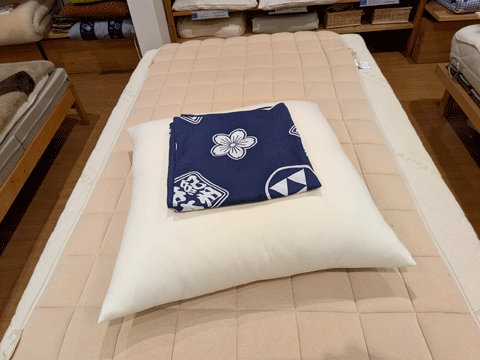 クリスマスプレゼントにオーダーメイド手作り座布団　三重県熊野市向井ふとん店