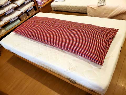 三重県伝統工芸市木木綿手作りお昼寝布団　向井ふとん店