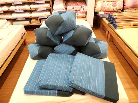 ヨガにも使える三重県伝統工芸市木木綿手作りおじゃみ座布団　向井ふとん店