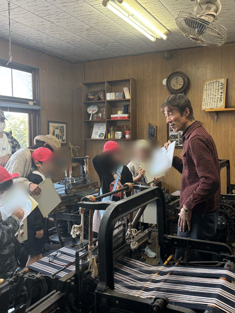 小学校の工場見学会は、やっぱり楽しいです