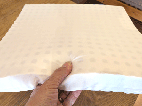 お尻が痛くなりにくいラテックス座布団 三重県熊野市向井ふとん店