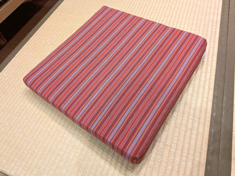 還暦祝いに三重県伝統工芸品市木木綿お尻が痛くない座布団　三重県熊野市向井ふとん店