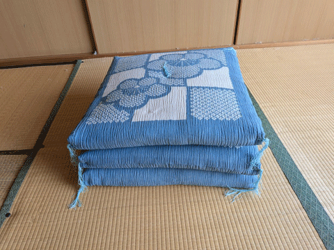 使わなくなった座布団を打ち直してお昼寝布団に作り替え 三重県伝統工芸品市木木綿織元向井ふとん店