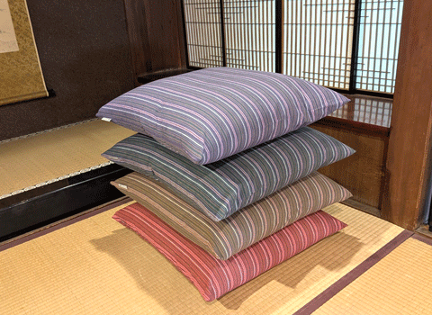 三重県伝統工芸品市木木綿座布団　向井ふとん店